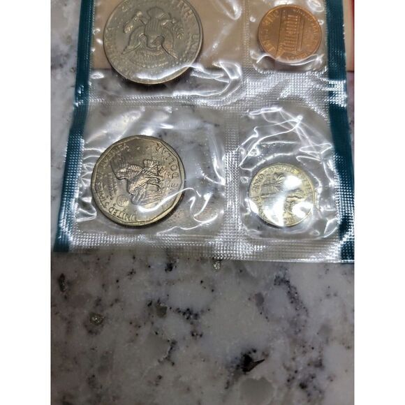 1979 US Mint Set - 12-Coin P&D Uncirculated Lot Of 5-1 Red 1 Blue Each Envelope - Picture 14 of 16